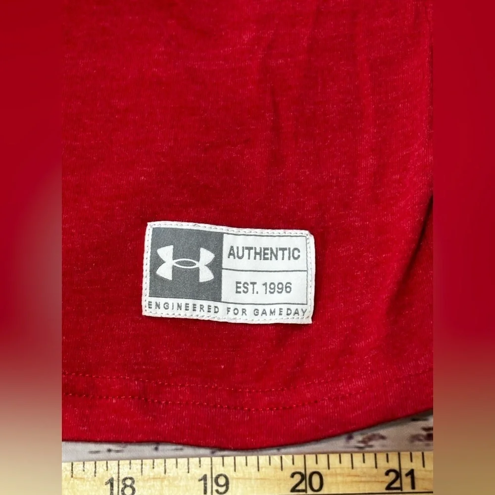Under Armour Louisiana Ragin’ Cajuns Long Sleeve Tee - Picture 6 of 9